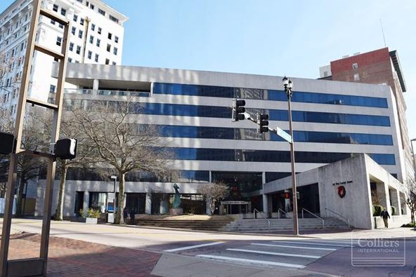 Two Union National Plaza: 105 W Capitol Ave, Little Rock, AR 72201